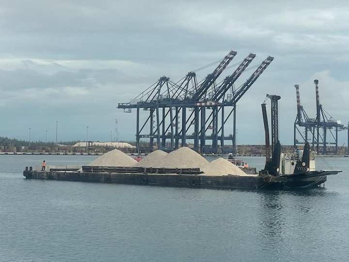 City Barge, deck barge loaded with aggregate
