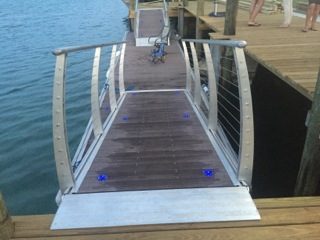 Aluminium gangway to a floating dock