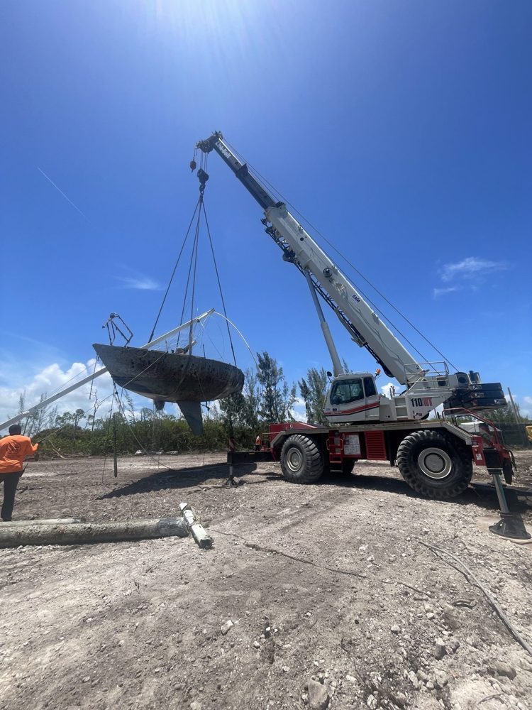 Link-Belt mobile crane lifting a boat